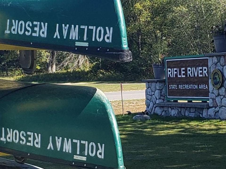 Canoes, kayaks, fishing boats and pontoons available for use on Rifle River Area lakes from the Rollway Resort kiosk in the State Rec Area. Paddleboards and paddle boats too.